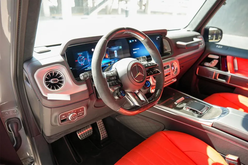 Mercedes G63 AMG 2025 6
