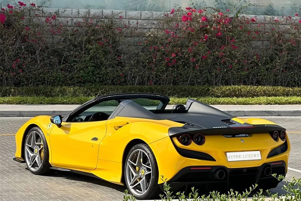 Ferrari F8 Spider 2024 yellow edition 4