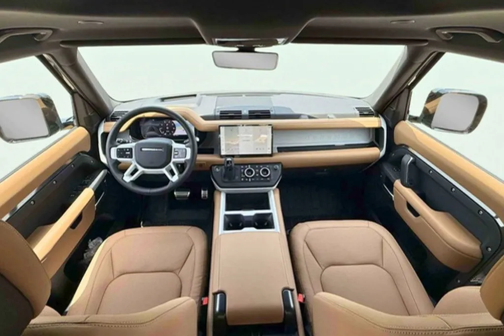 Land Rover Defender 2025 Black 8