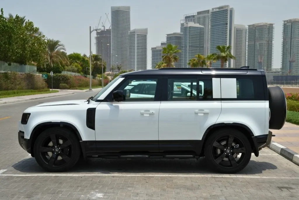 Land Rover Defender white 2026 2