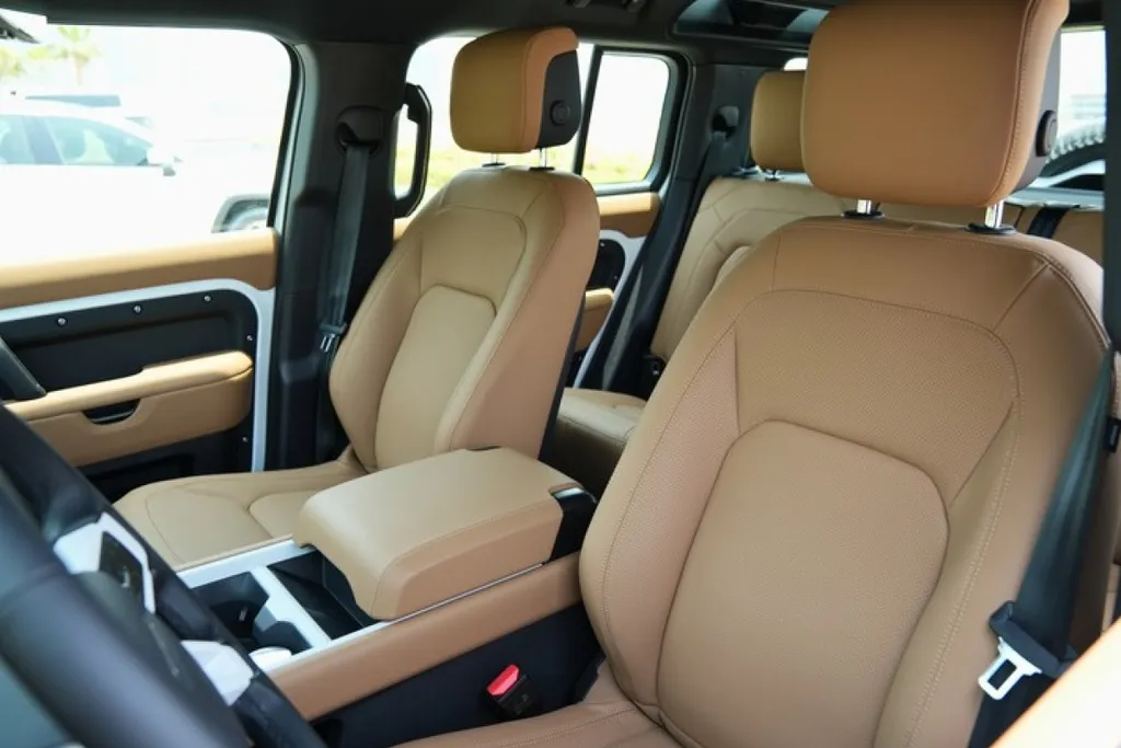 Land Rover Defender white 2026 3