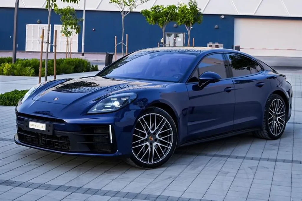 Porsche Panamera Navy Blue 4
