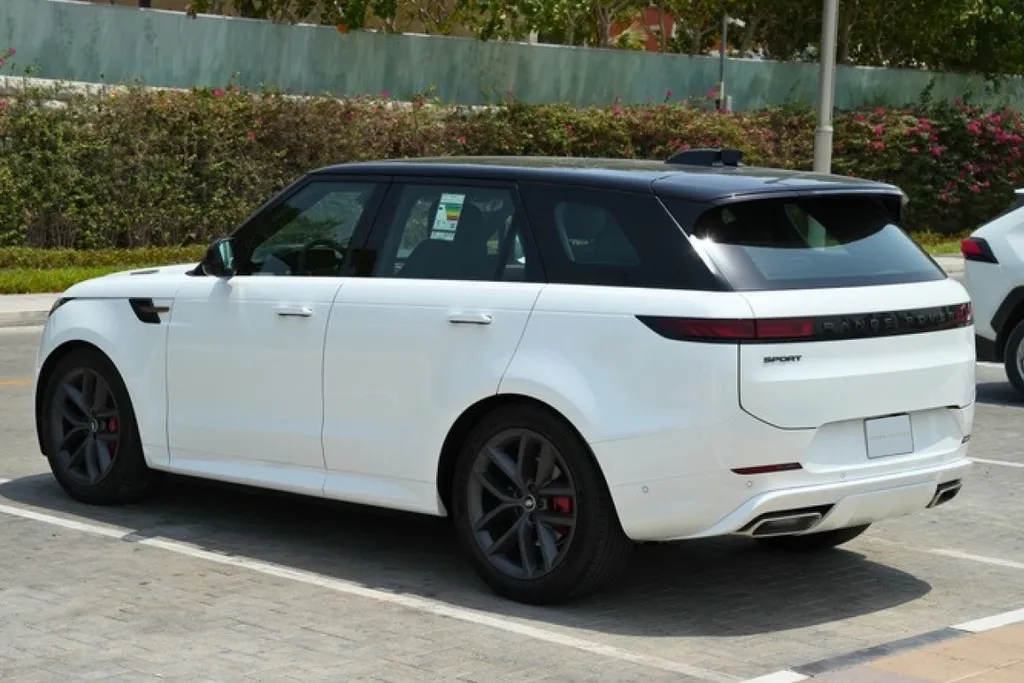 Range Rover Sport 2026 ( White ) 6