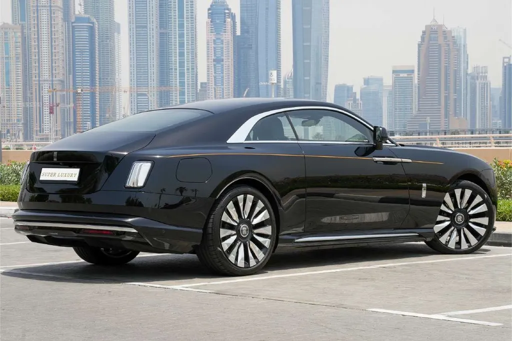 Rolls Royce Spectre ( Black ) 6