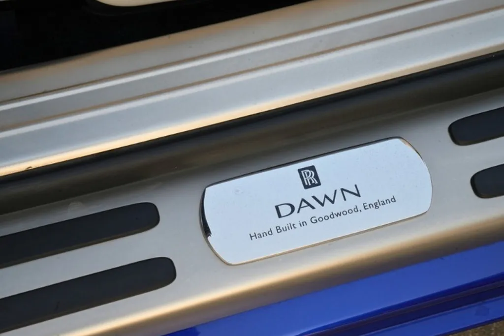 Rolls Royce Dawn Blue 6