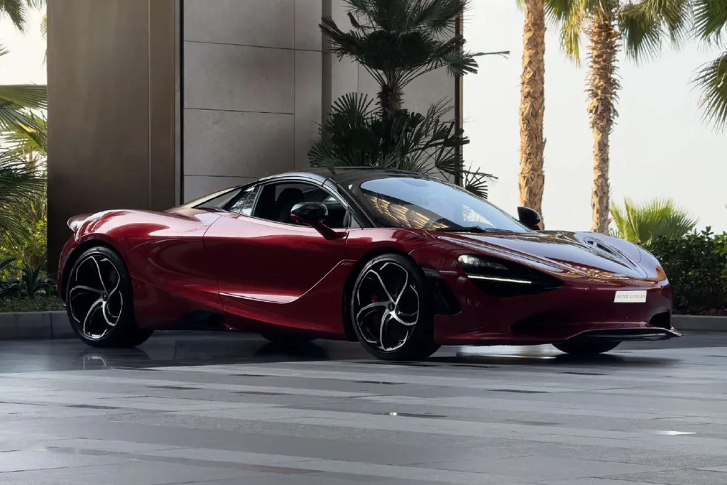 McLaren 750 S 7