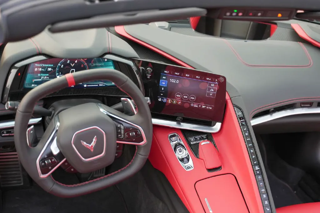 Corvette C8 2025 4