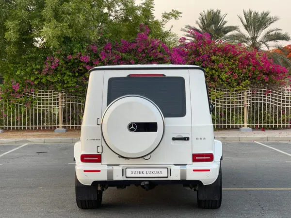 Mercedes G63 2