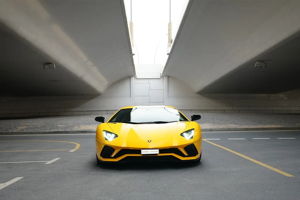 Lamborghini Aventador 8