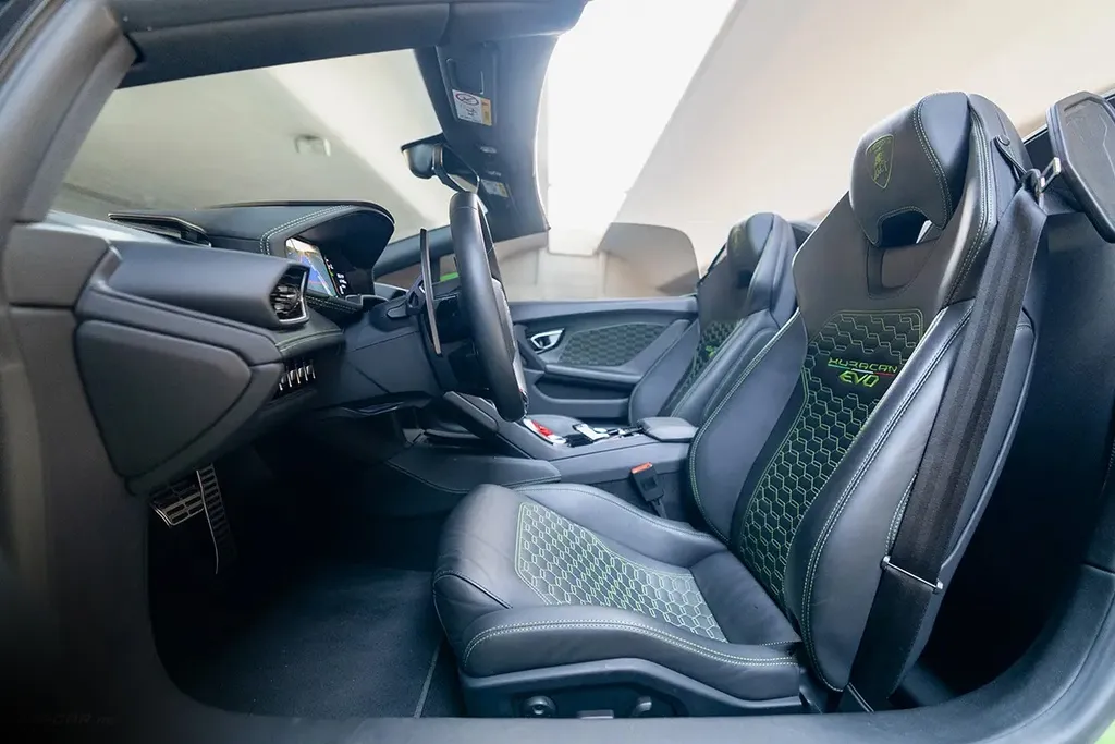 Lamborghini Evo Spyder 2024 7