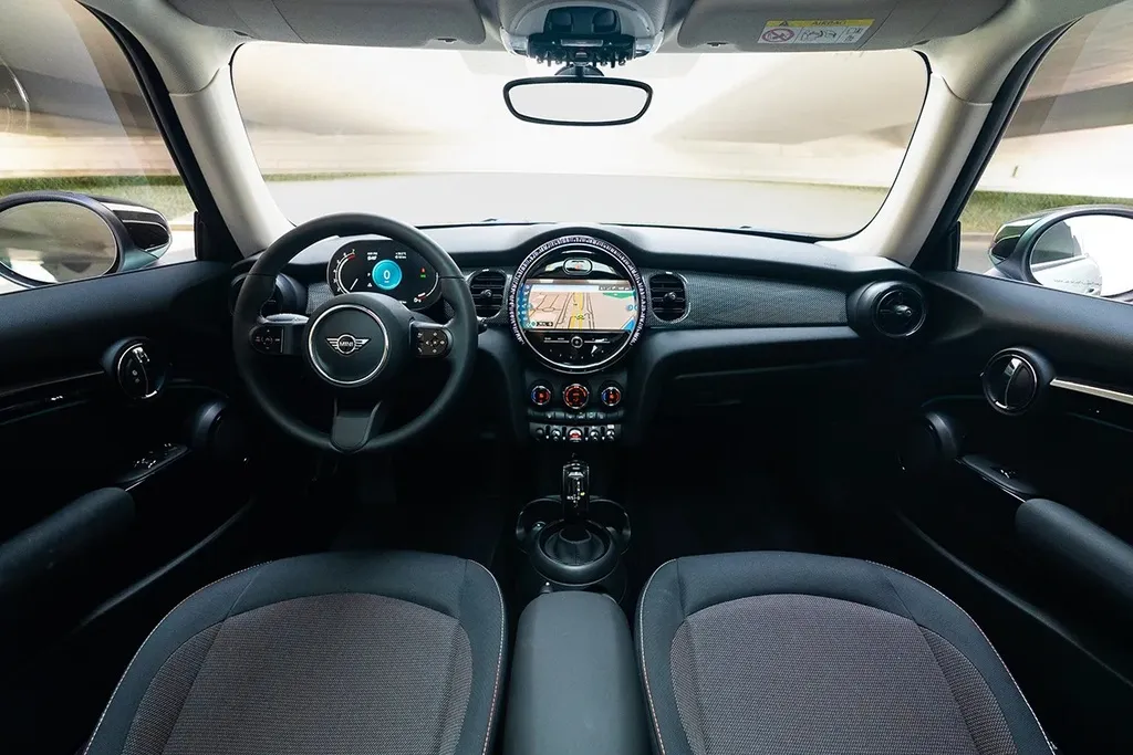 Mini Cooper Rental 8