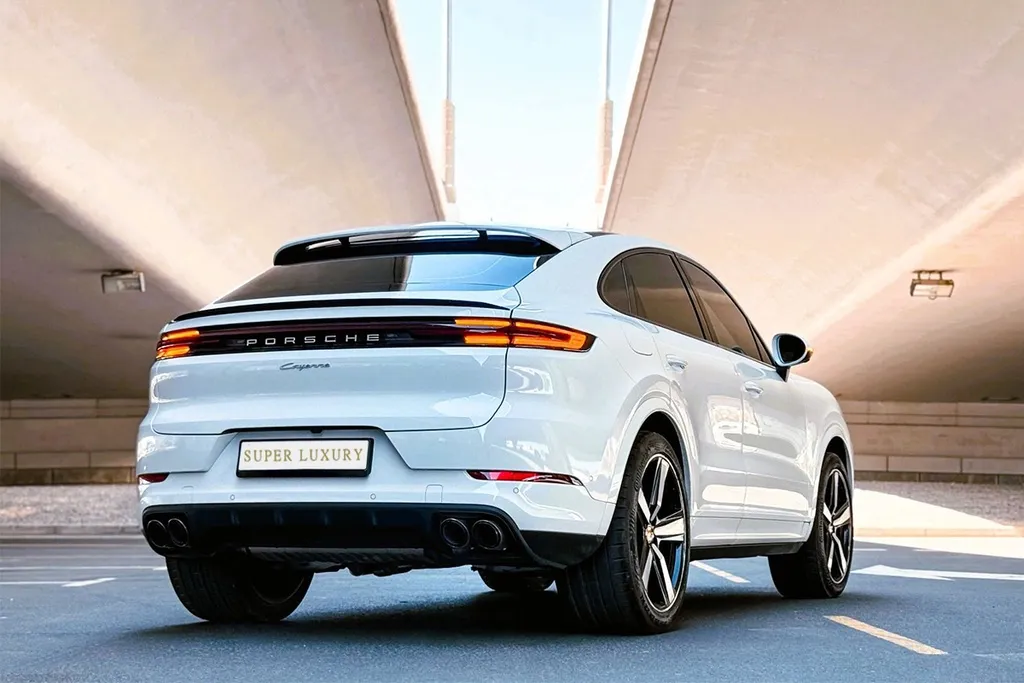 Porsche Cayenne 2025 2
