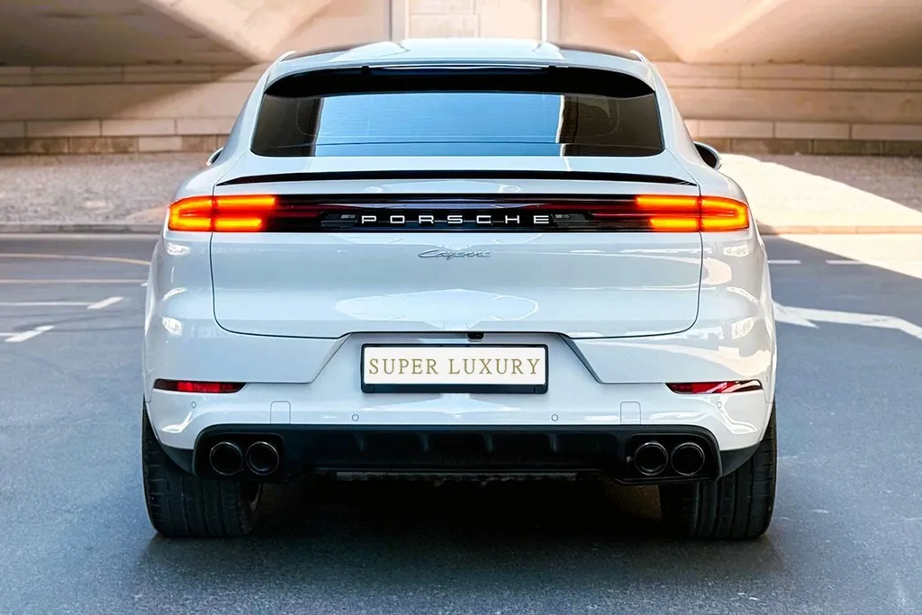 Porsche Cayenne 2025 7