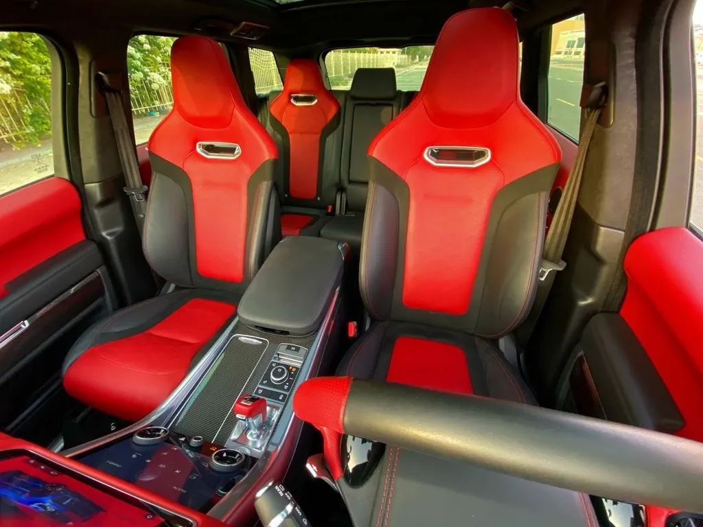 Range Rover SVR Blue 6