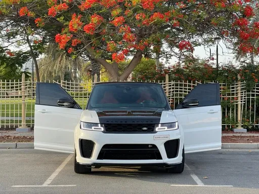Range Rover SVR White