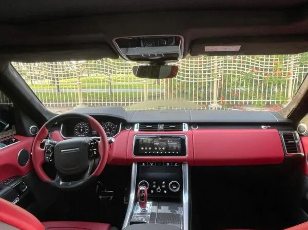 Range Rover SVR White 2