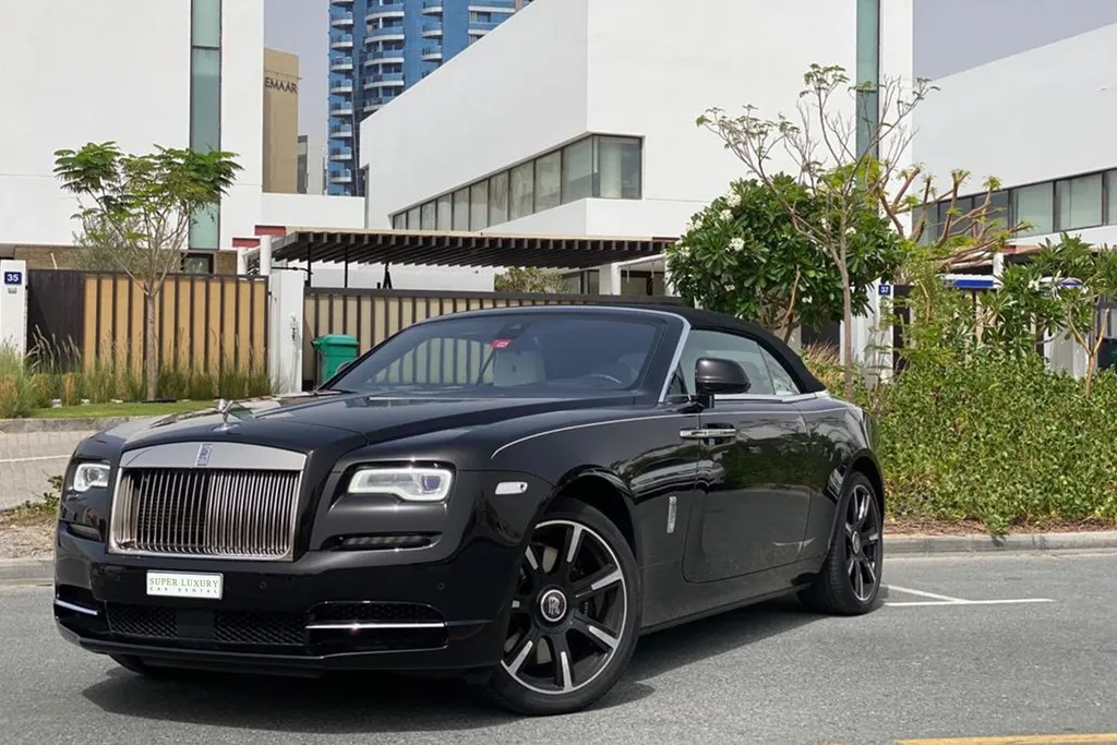 Rent a Rolls Royce Dawn for Luxury and Style 5