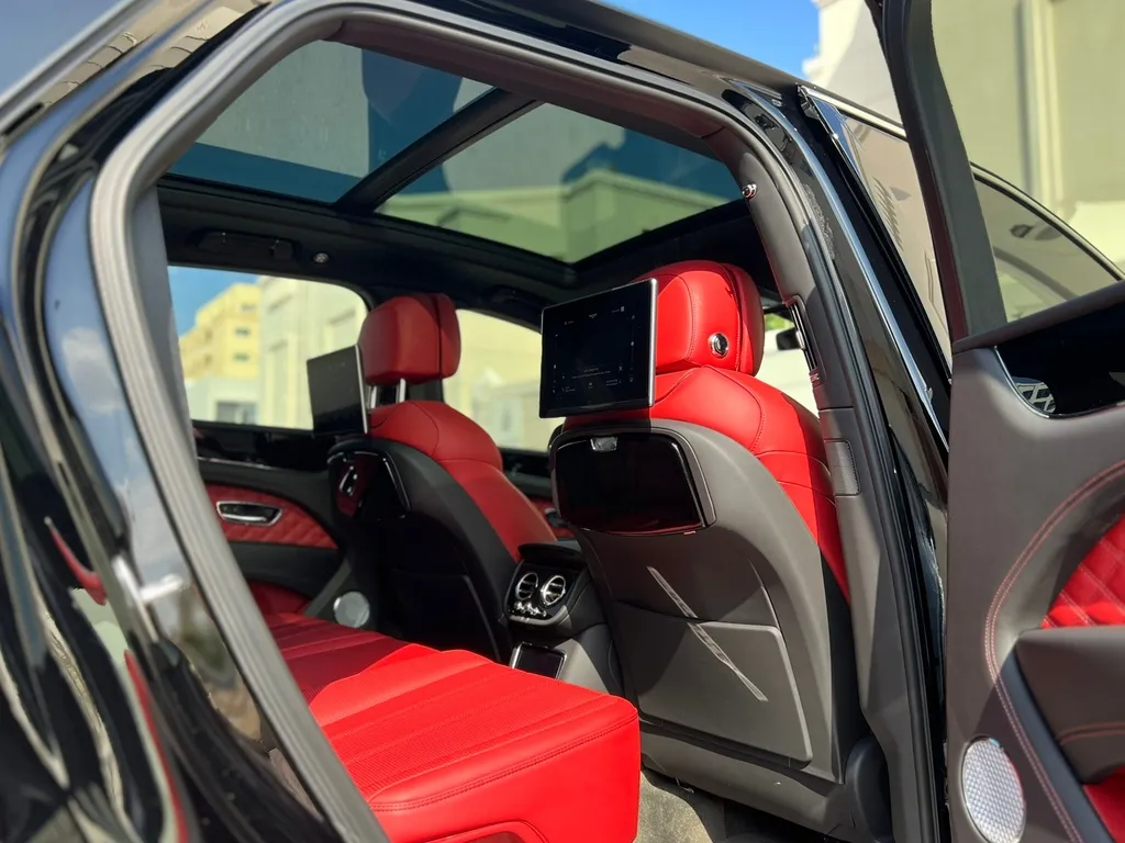 Bentley Bentayga Rental in Dubai 5