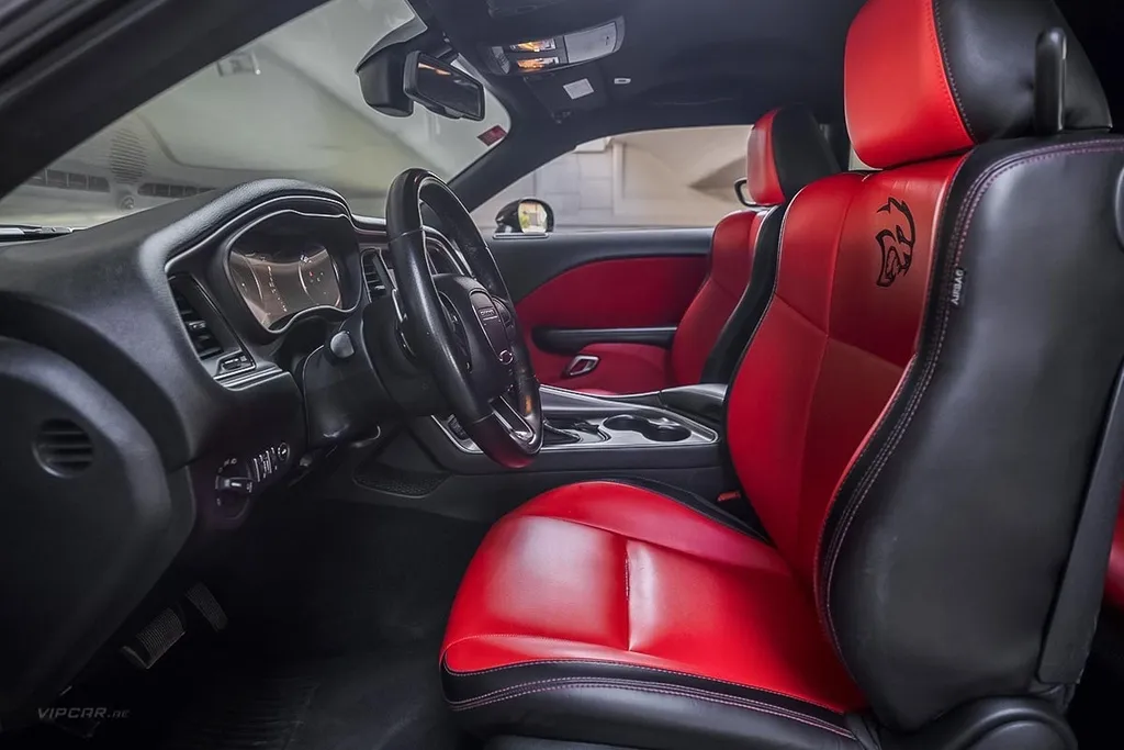 Dodge Challenger 3