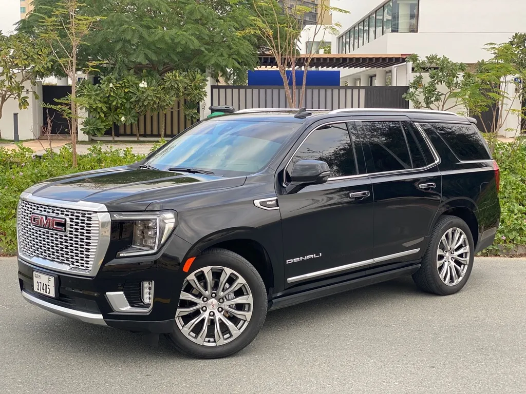 GMC Yukon Denali 2