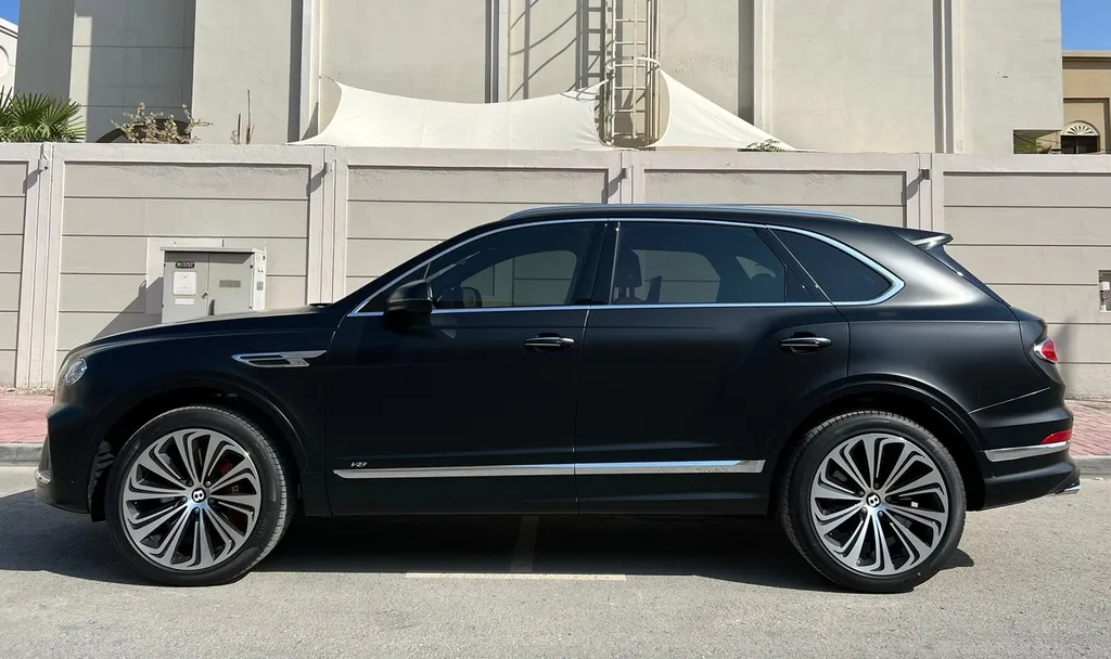 Bentley Bentayga Rental in Dubai 4