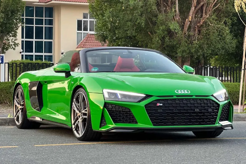 Audi R8 Coupe 2