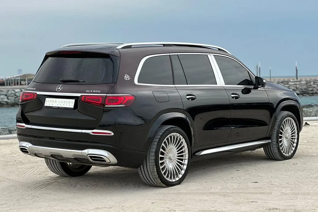Mercedes Maybach GLS600 2