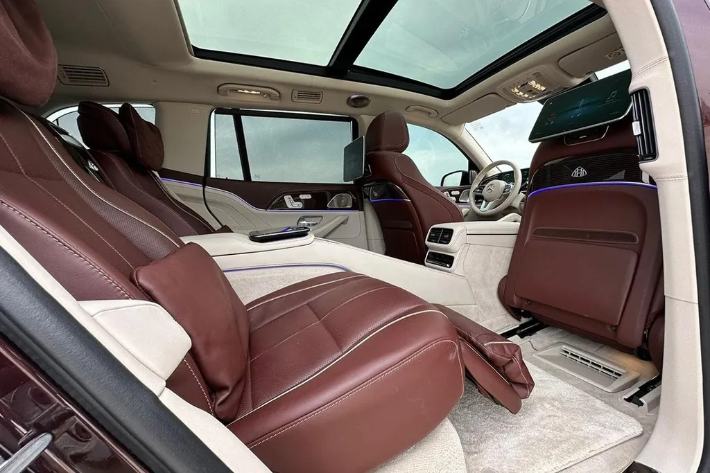 Mercedes Maybach GLS600 3