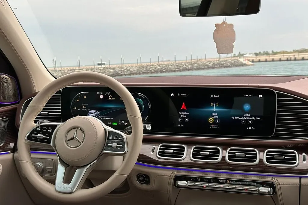 Mercedes Maybach GLS600 6