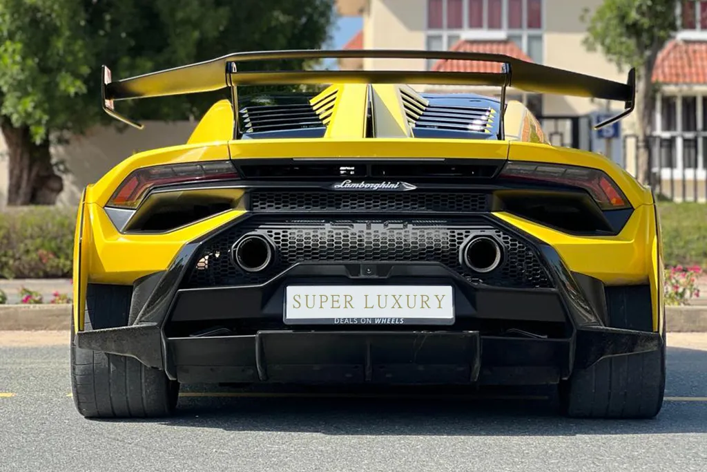 Lamborghini Huracan STO 2024 8