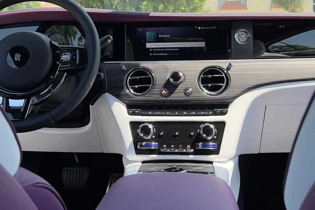 Rolls Royce Spectre 2025 7