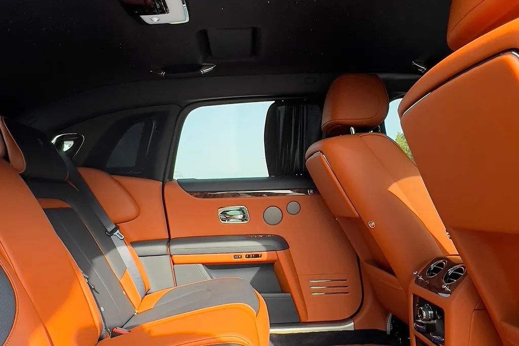 Rolls Royce Ghost 2025 8